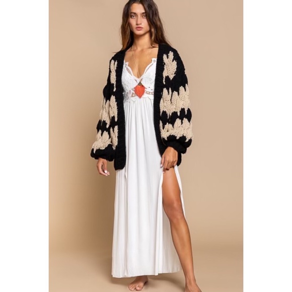 Black Beige Chunky Knit Ballon Sleeves Cardigan Sweater - Picture 11 of 13